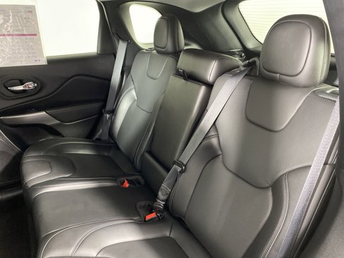 Used 2021 Jeep Cherokee Latitude Lux w/ Comfort/Convenience Group image 32