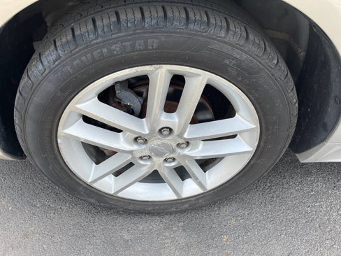 Used 2012 Chevrolet Impala LTZ image 9