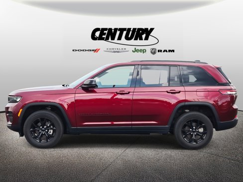 Used 2024 Jeep Grand Cherokee Altitude image 7