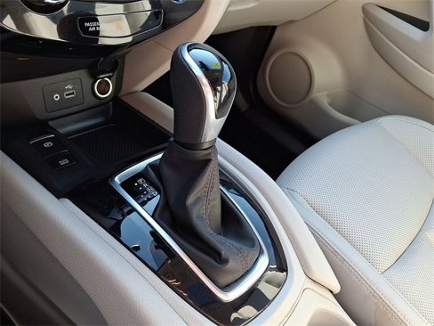 Certified 2022 Nissan Rogue Sport SL w/ Premium Package image 12