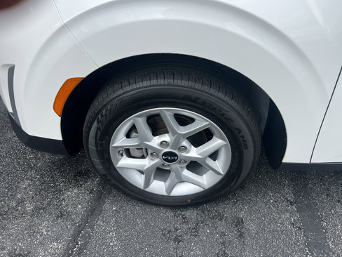 Used 2025 Kia Soul S image 7