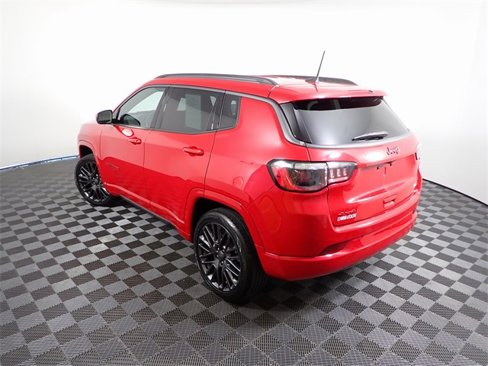 Used 2022 Jeep Compass Limited image 12