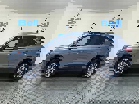 Used 2022 Ford Escape SE image 2