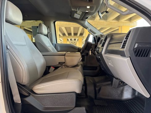 Used 2019 Ford F250 XL w/ Power Equipment Group image 26