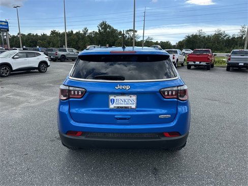 Certified 2022 Jeep Compass Latitude image 6
