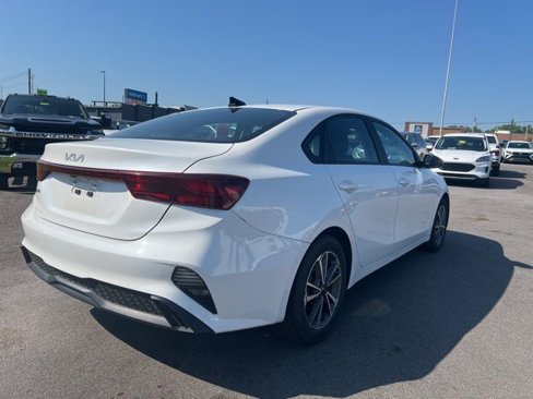 Used 2023 Kia Forte LXS image 5