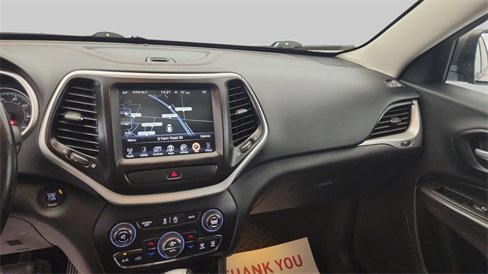 Used 2015 Jeep Cherokee Trailhawk w/ Comfort/Convenience Group image 17