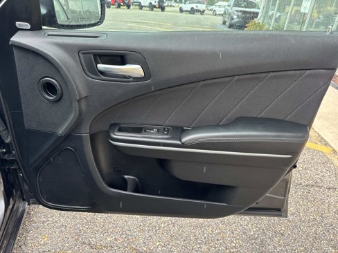 Used 2022 Dodge Charger SXT image 11