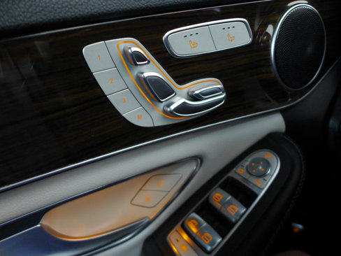 Used 2018 Mercedes-Benz C 300 Sedan image 66