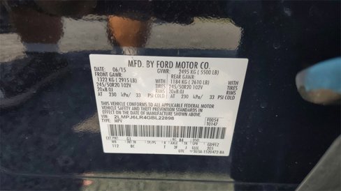 Used 2016 Lincoln MKX Reserve w/ Luxury Package image 18