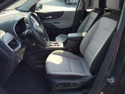 Used 2021 Chevrolet Equinox LT image 19