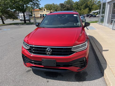 Used 2024 Volkswagen Tiguan SE R-Line image 47