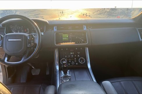 Used 2018 Land Rover Range Rover Sport HSE image 8
