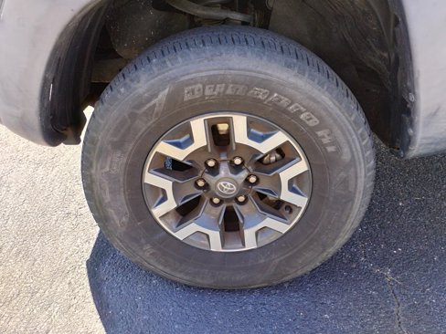 Used 2005 Toyota Tacoma 4x4 Regular Cab image 8