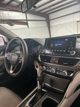 Used 2018 Honda Accord LX image 29