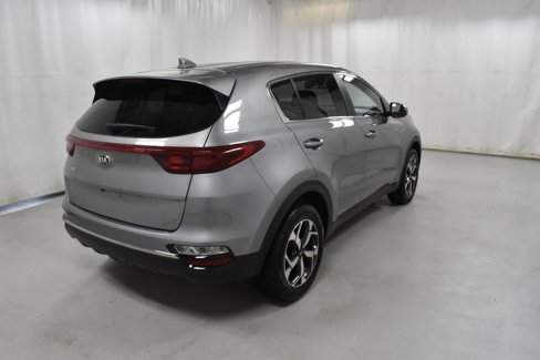 Used 2020 Kia Sportage LX image 5