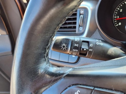 Used 2016 Kia Sorento EX image 18