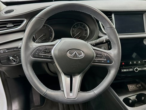 Used 2023 INFINITI QX50 Luxe image 18