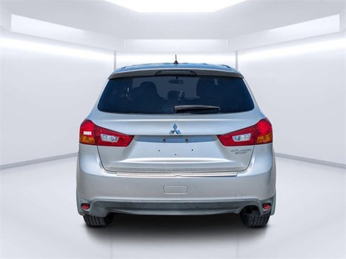 Used 2013 Mitsubishi Outlander Sport ES image 4