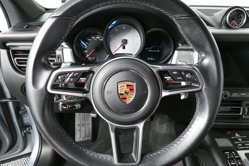 Certified 2021 Porsche Macan S image 10