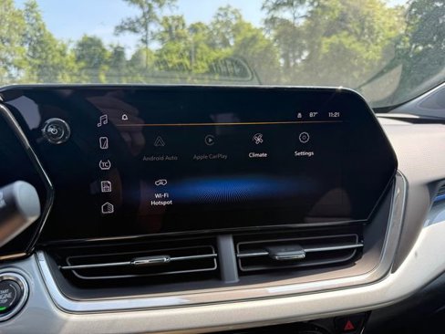 New 2025 Chevrolet Trax LT w/ Driver Confidence Package image 23