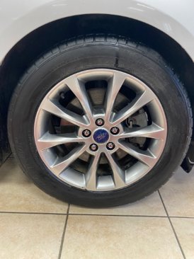 Used 2017 Ford Fusion Energi SE image 26