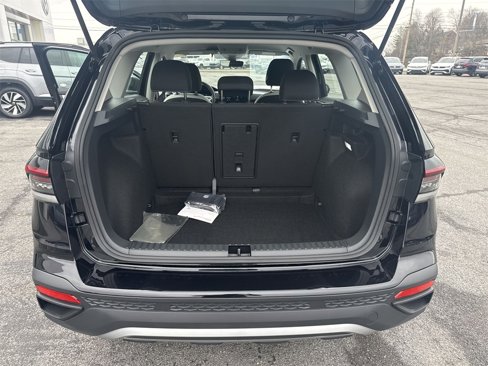 New 2025 Volkswagen Taos S image 40