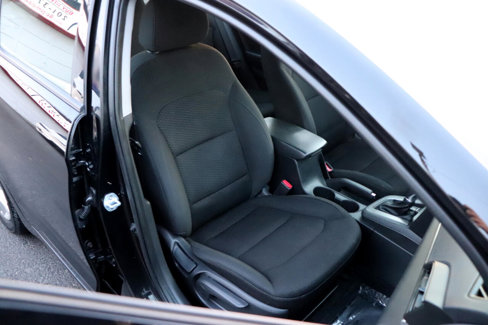 Used 2019 Hyundai Elantra SEL w/ Cargo Package image 14