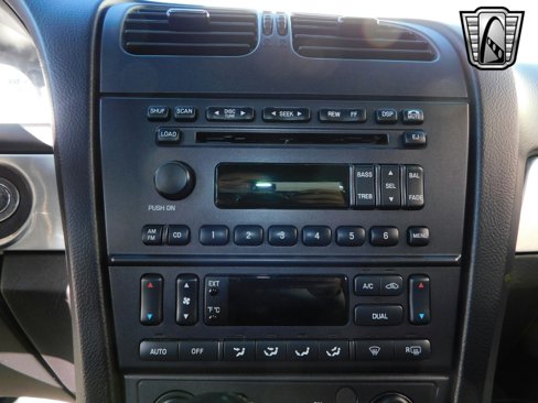 Used 2003 Ford Thunderbird image 10