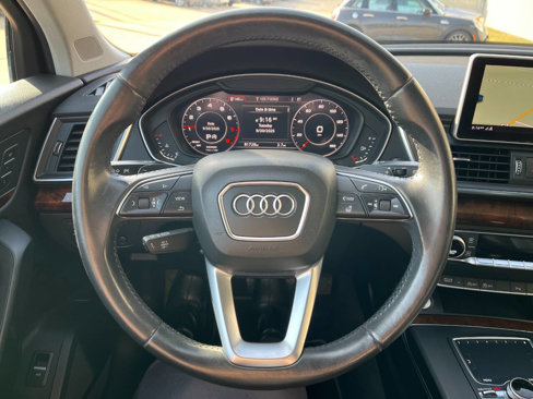 Used 2018 Audi Q5 2.0T Premium Plus w/ Premium Plus Package image 11