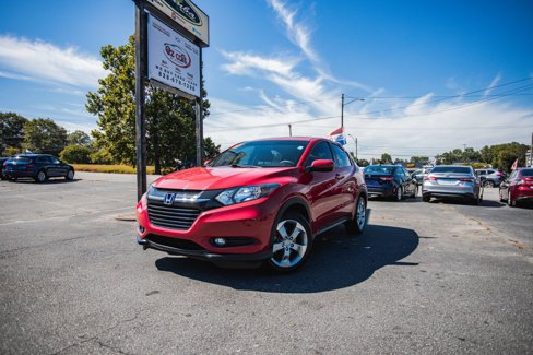 Used 2017 Honda HR-V EX image 1