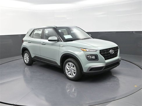 New 2025 Hyundai Venue SE image 2