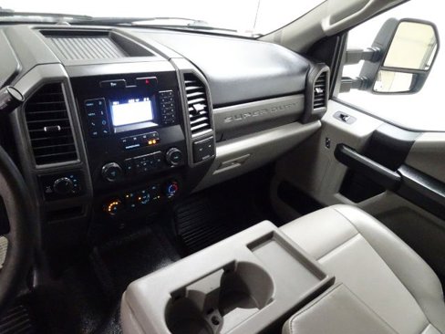 Used 2020 Ford F250 XL w/ Power Equipment Group image 29
