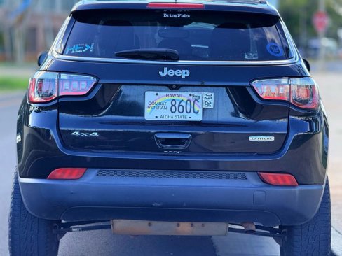 Used 2018 Jeep Compass Latitude image 4