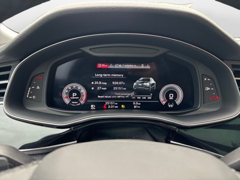 Certified 2023 Audi Q8 Premium w/ Convenience Package image 11