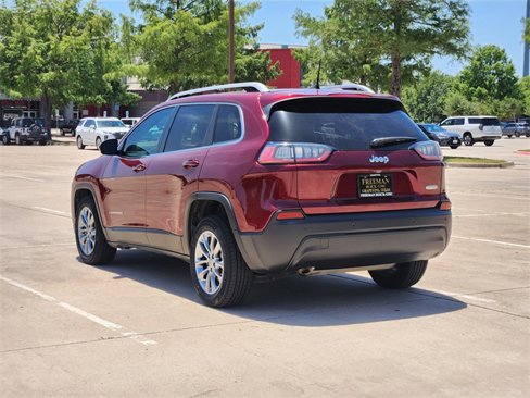Used 2019 Jeep Cherokee Latitude Plus w/ Comfort/Convenience Group image 7