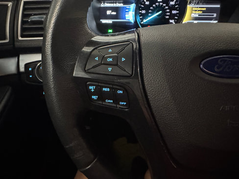 Used 2017 Ford Explorer XLT w/ Equipment Group 202A image 24