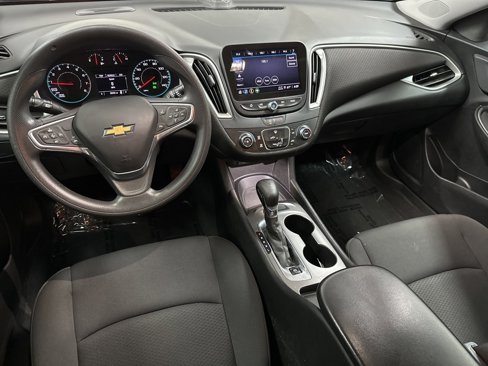 Used 2023 Chevrolet Malibu LS image 13