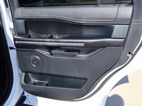 Used 2021 Ford Expedition XLT image 21