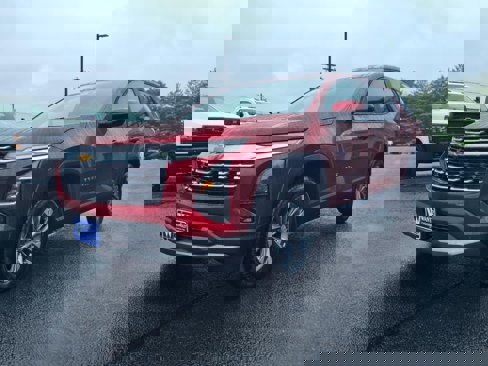 New 2026 Chevrolet Equinox LT image 3