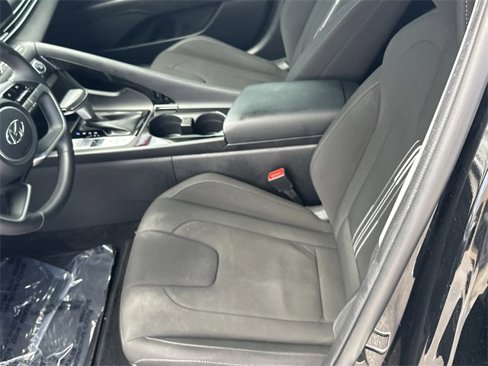 Certified 2023 Hyundai Elantra SEL w/ Convenience Package image 16