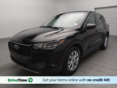 Used 2023 Ford Escape Active w/ Cold Weather Package image 1