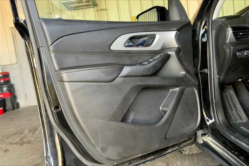 Used 2020 Chevrolet Traverse LS image 20