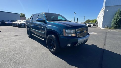 Used 2007 Chevrolet Avalanche LT w/ LT Preferred Equipment Group image 2