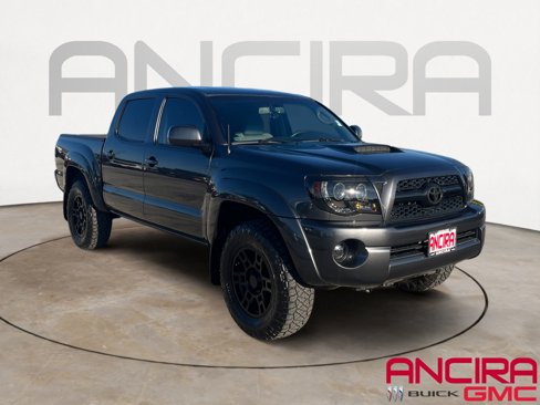 Used 2011 Toyota Tacoma PreRunner image 1