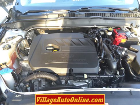 Used 2016 Ford Fusion SE w/ Equipment Group 202A image 42