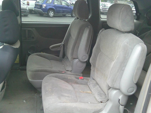 Used 2004 Toyota Sienna LE image 10