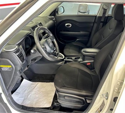 Used 2016 Kia Soul image 18