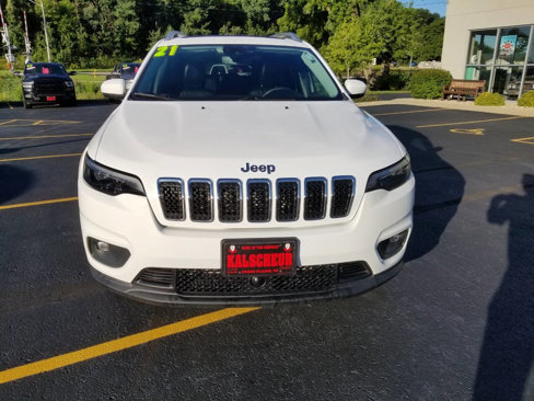 Certified 2021 Jeep Cherokee Latitude Lux w/ Sun & Sound Group image 2