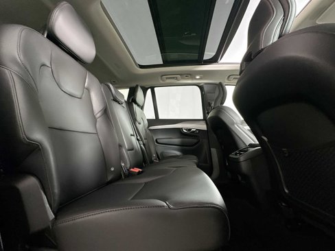 Certified 2024 Volvo XC90 B5 Core image 27